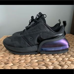 SZ 8 Black Nike Air Max Up Casual